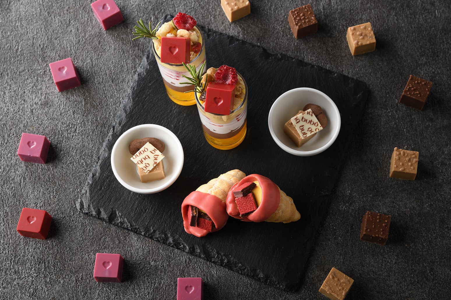 【上段】bubó BARCELONAコラボレーションアフタヌーンティー