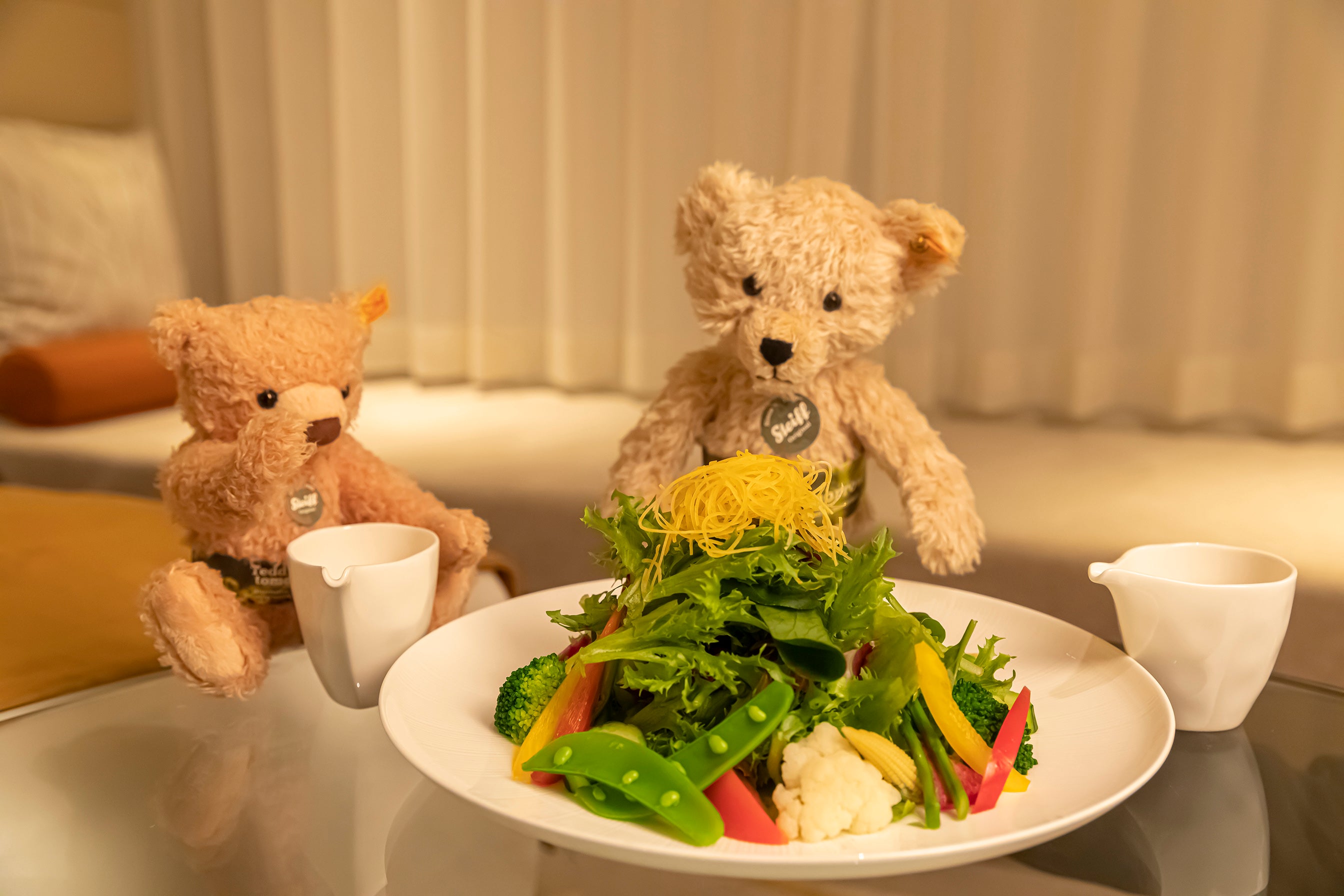 テディベアとくまの森のサラダ イメージ 