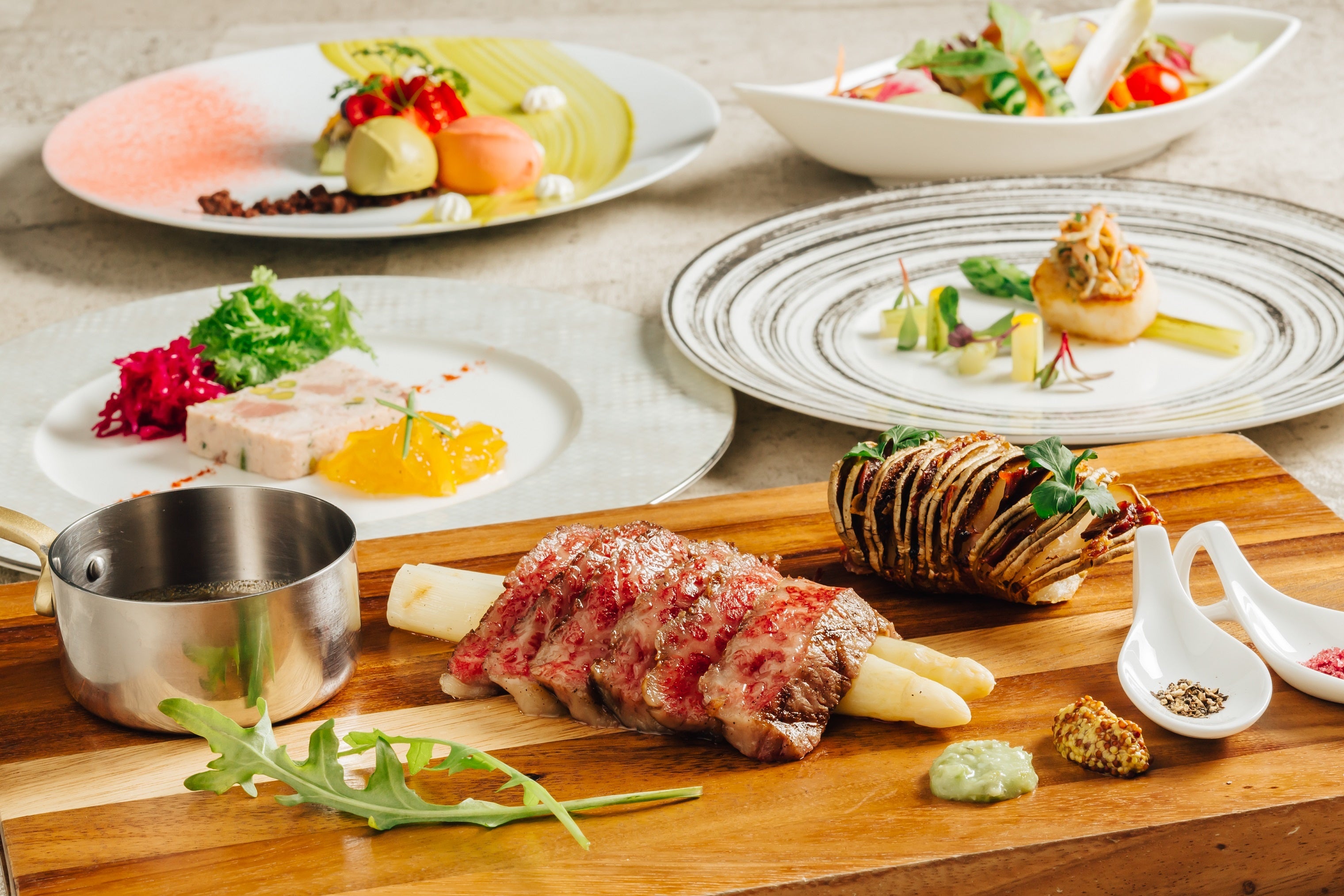 トップ オブ ヨコハマ 鉄板焼＆ダイニング 料理イメージ