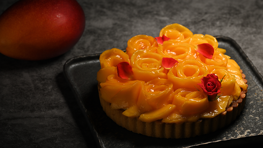 宮崎県産完熟マンゴー「太陽のタマゴ」タルト