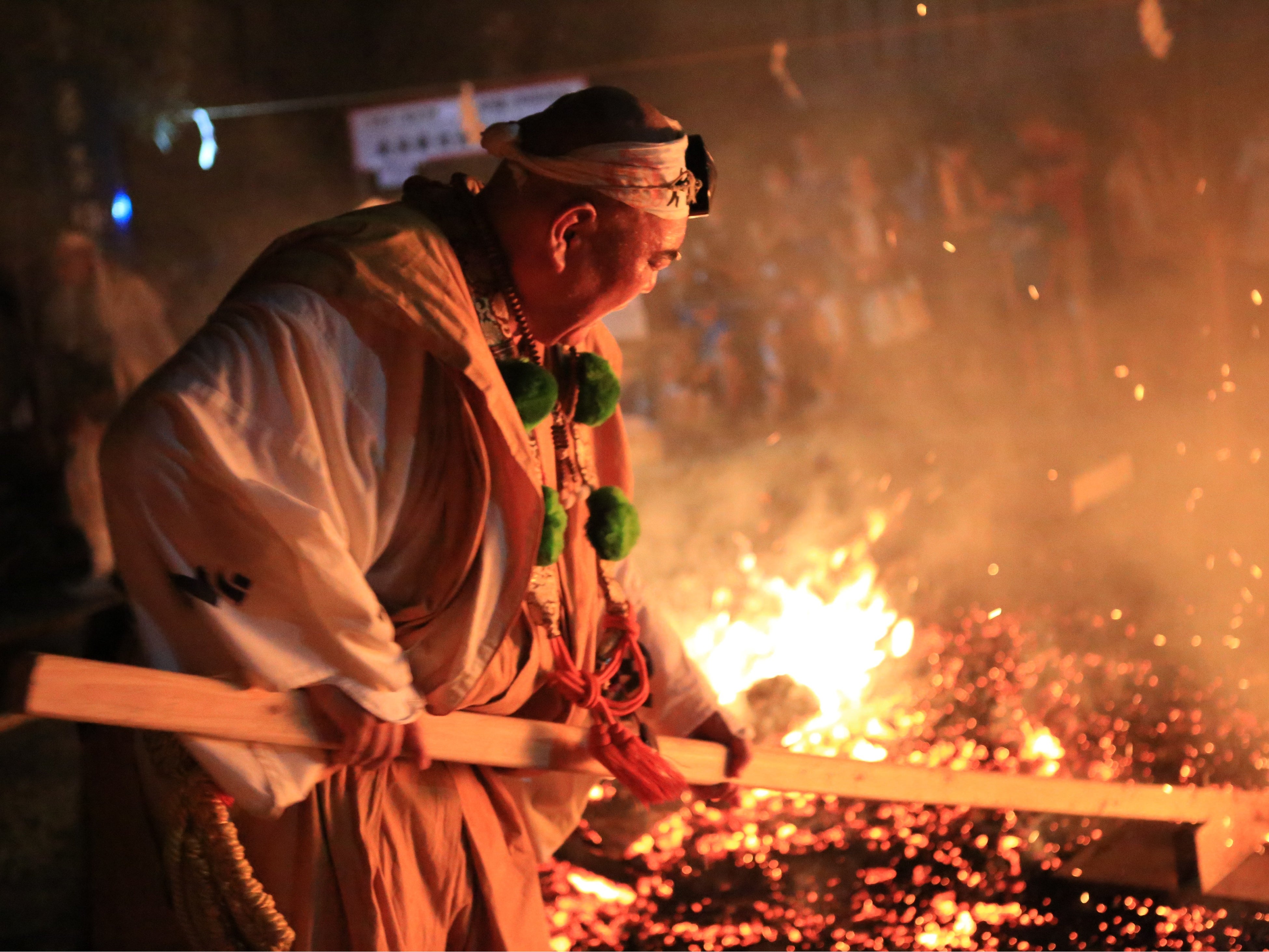 山伏による法要