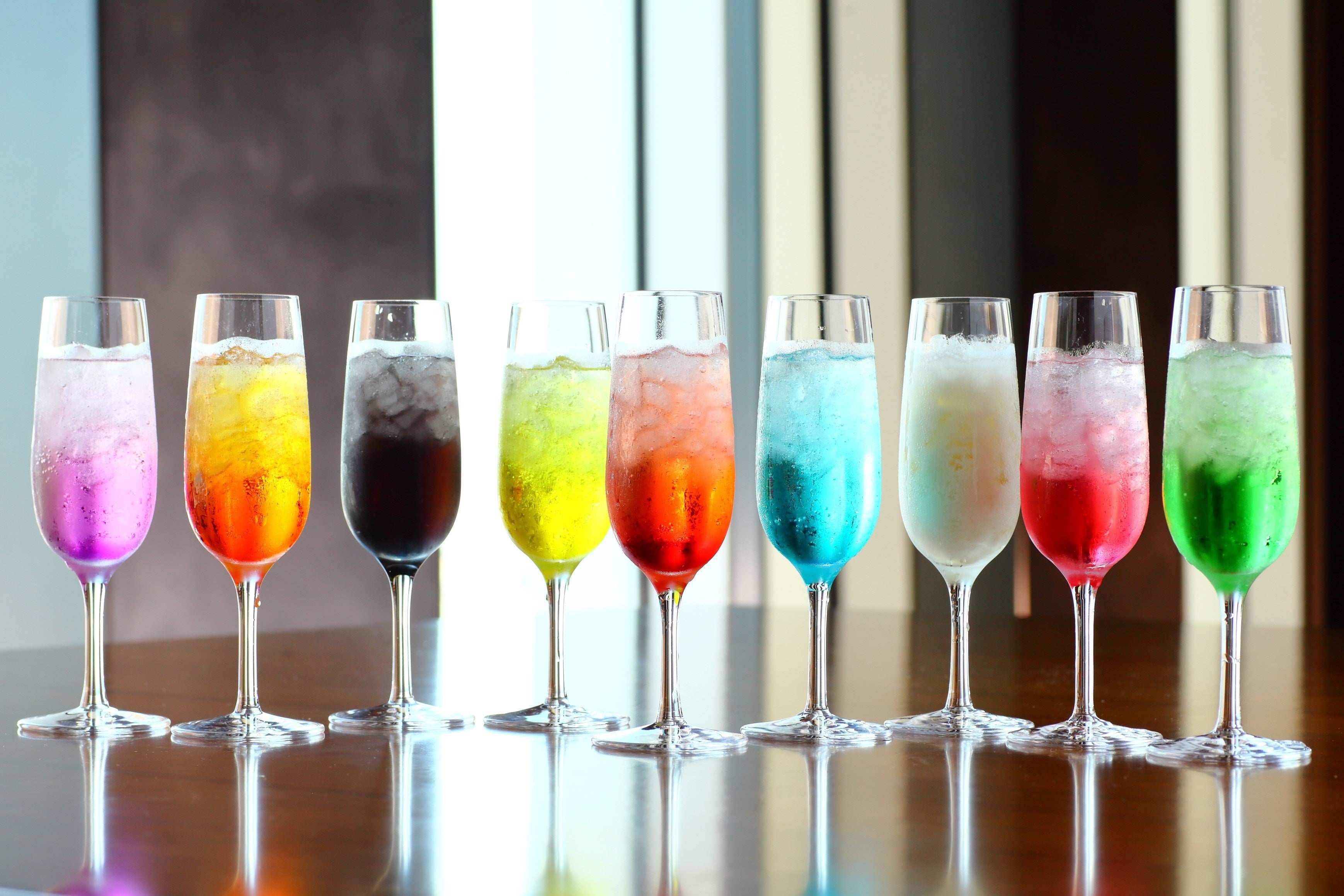 “推し”カラーを9色から選べるモクテル