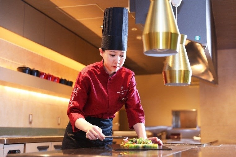 野口紗和子シェフ