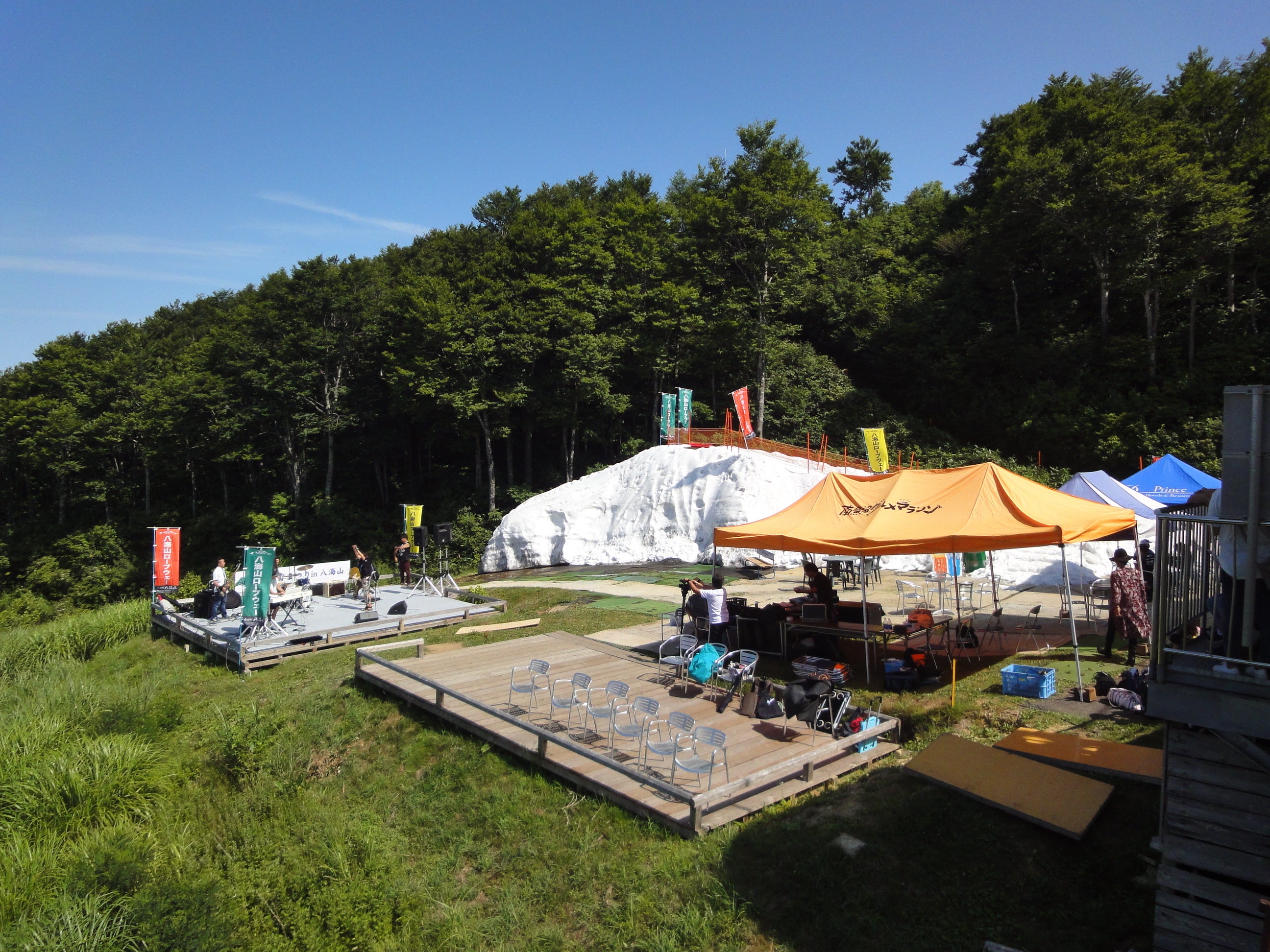 ロープウェー山頂広場