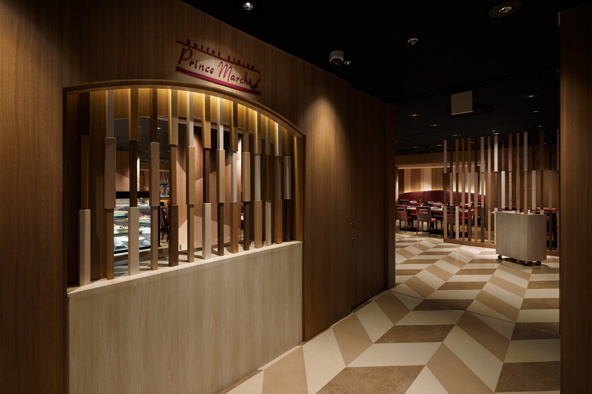 ブッフェダイニング プリンスマルシェ（B2）