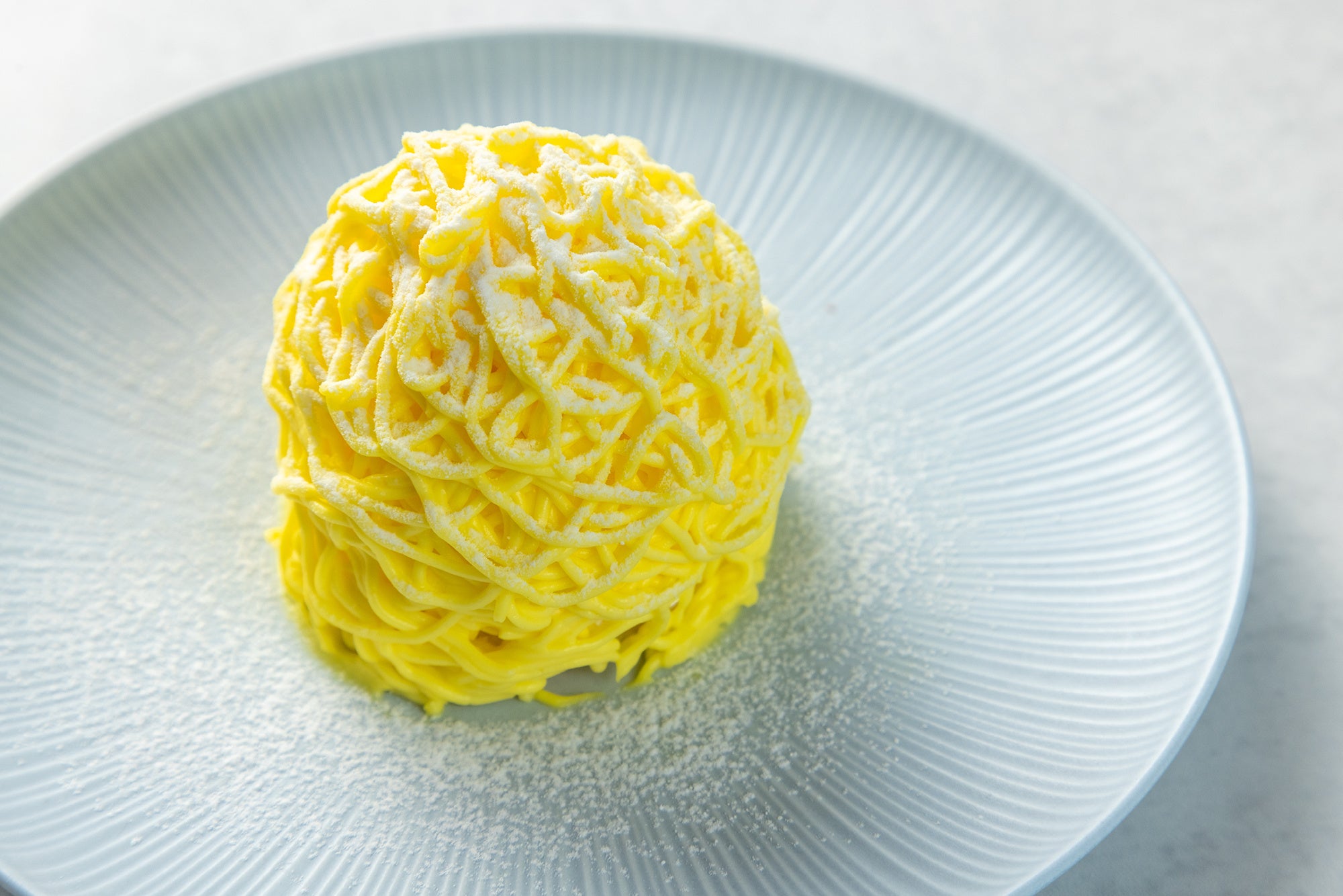 レモンフレーバーの 生搾りモンブラン（イメージ）