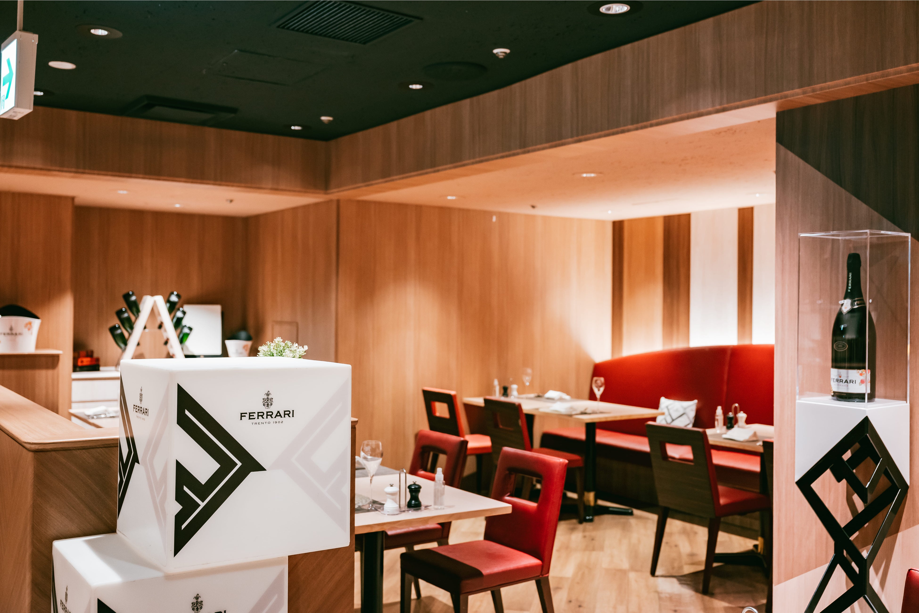 フェッラーリ‐エクスクルーシブエリア‐ イメージ