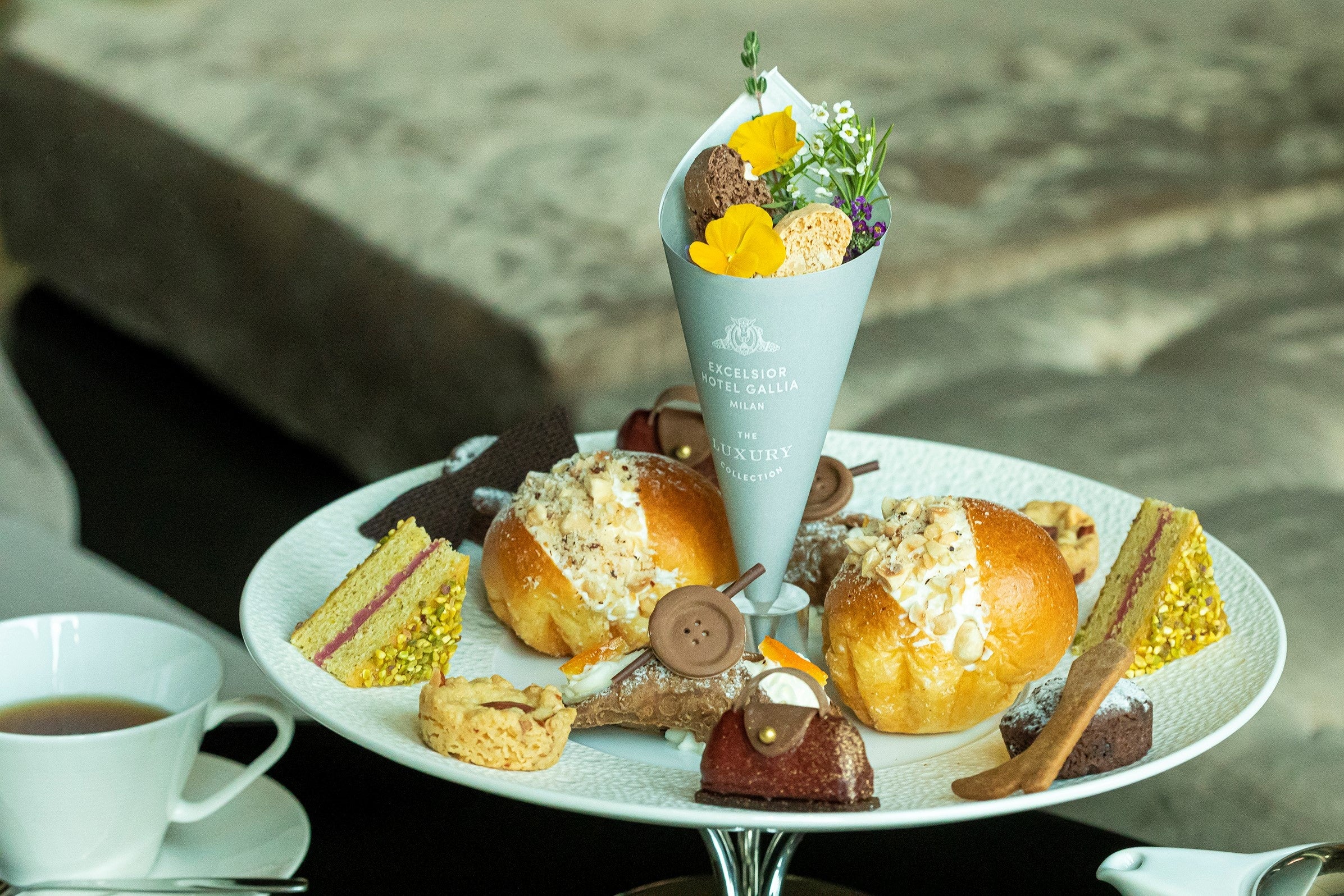 Milano Afternoon Tea Inspired by Excelsior Hotel Gallia スイーツ イメージ 