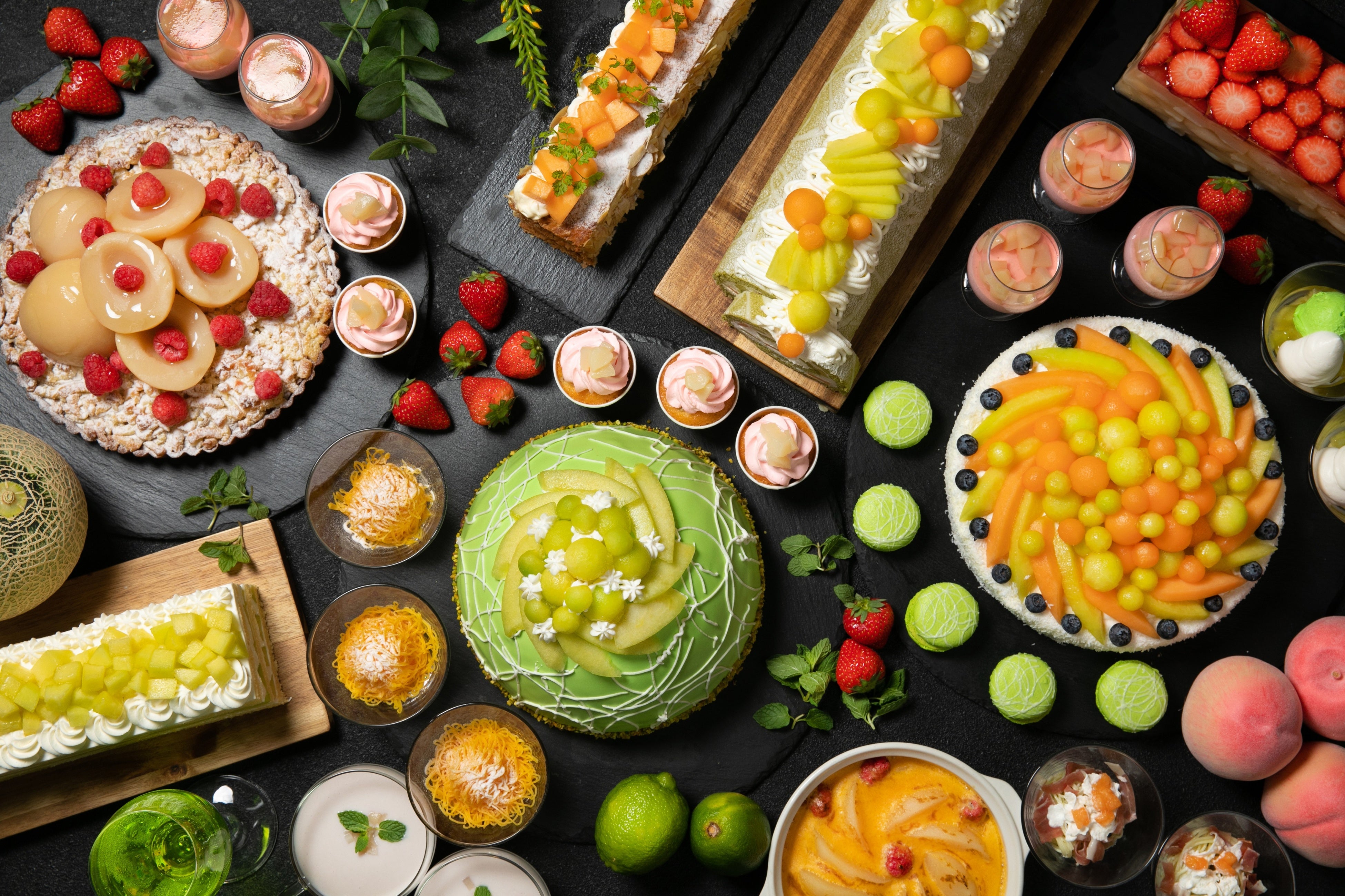 スイーツブッフェ集合イメージ