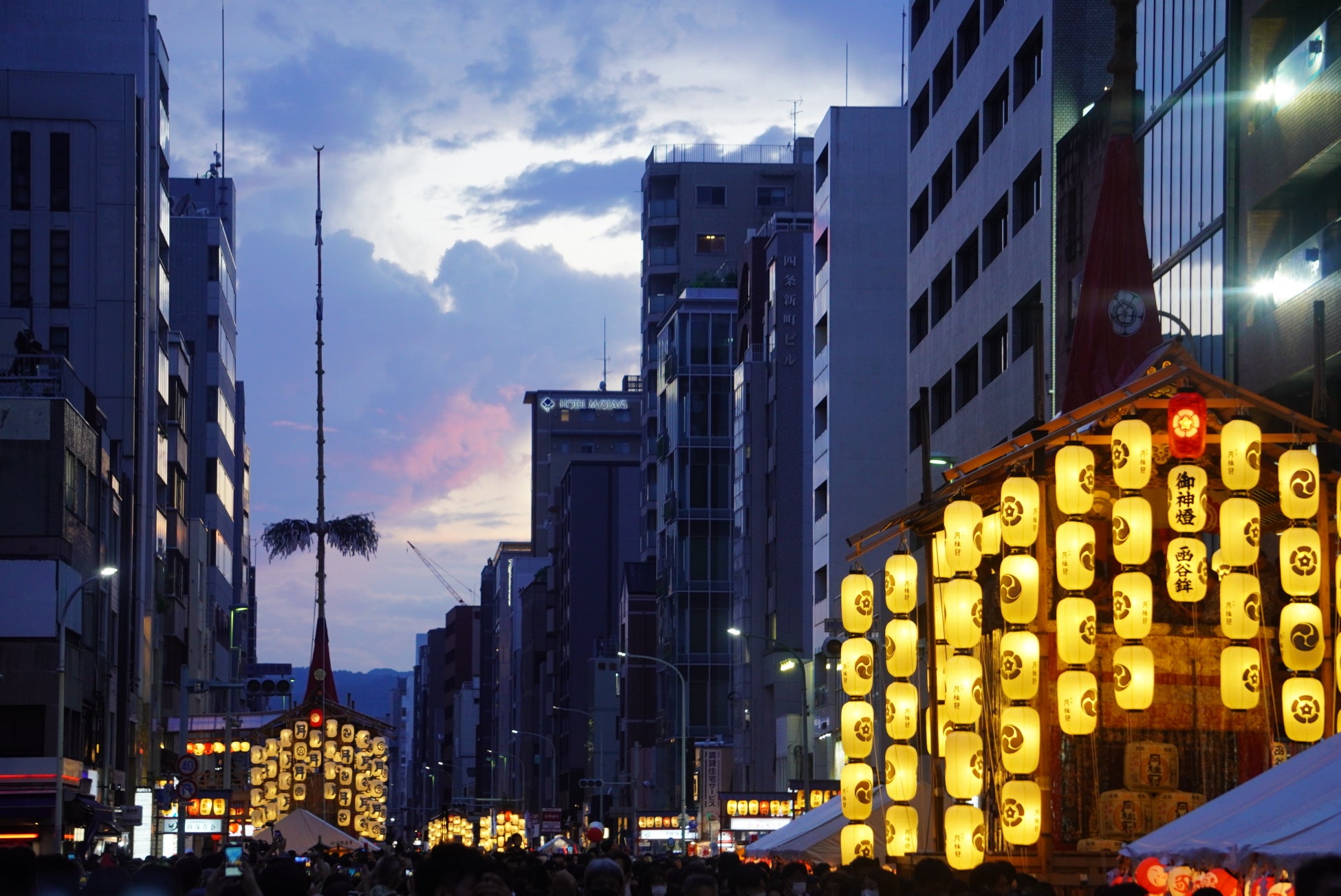 賑やかな前祭の宵山(7月15日・7月16日)