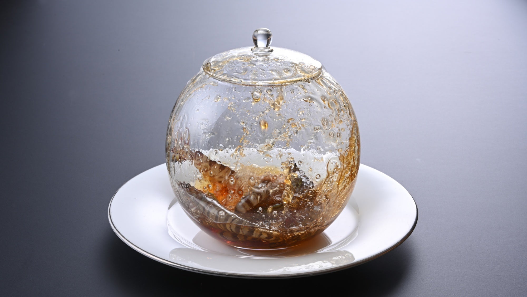 酔(ツェイ)蝦(シア)パフォーマンス