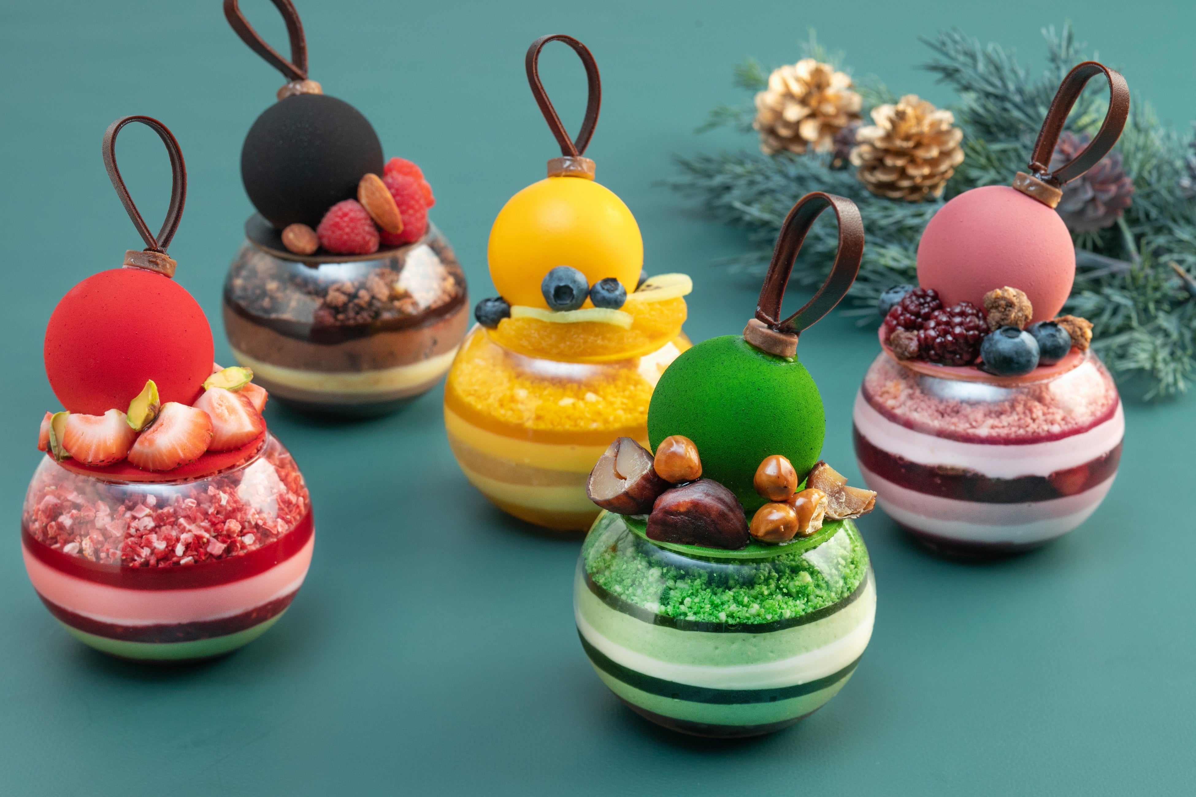 まんまるクリスマスオーナメントパフェ