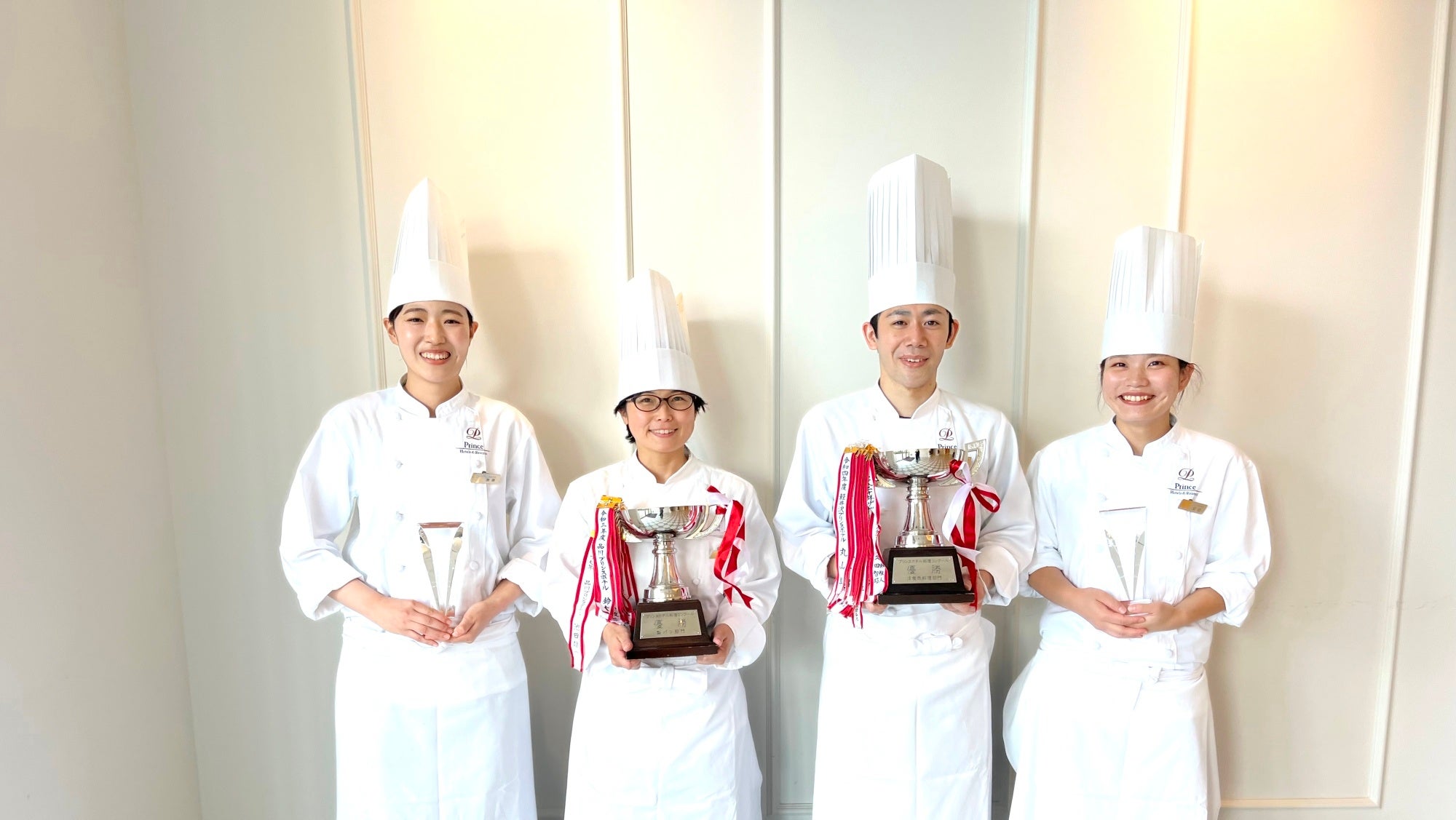 左から製菓 齋藤、製パン 粟、西洋料理 寺迫、日本料理 安田