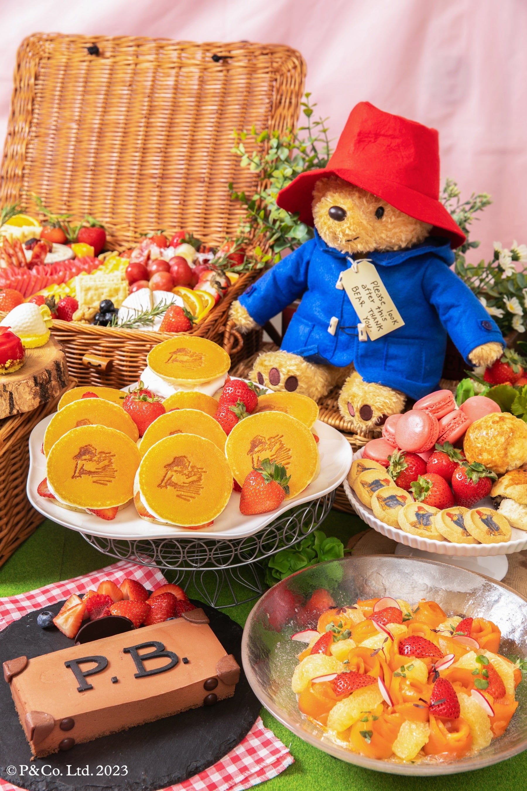 パディントン™ストロベリースイーツブッフェ（イメージ）