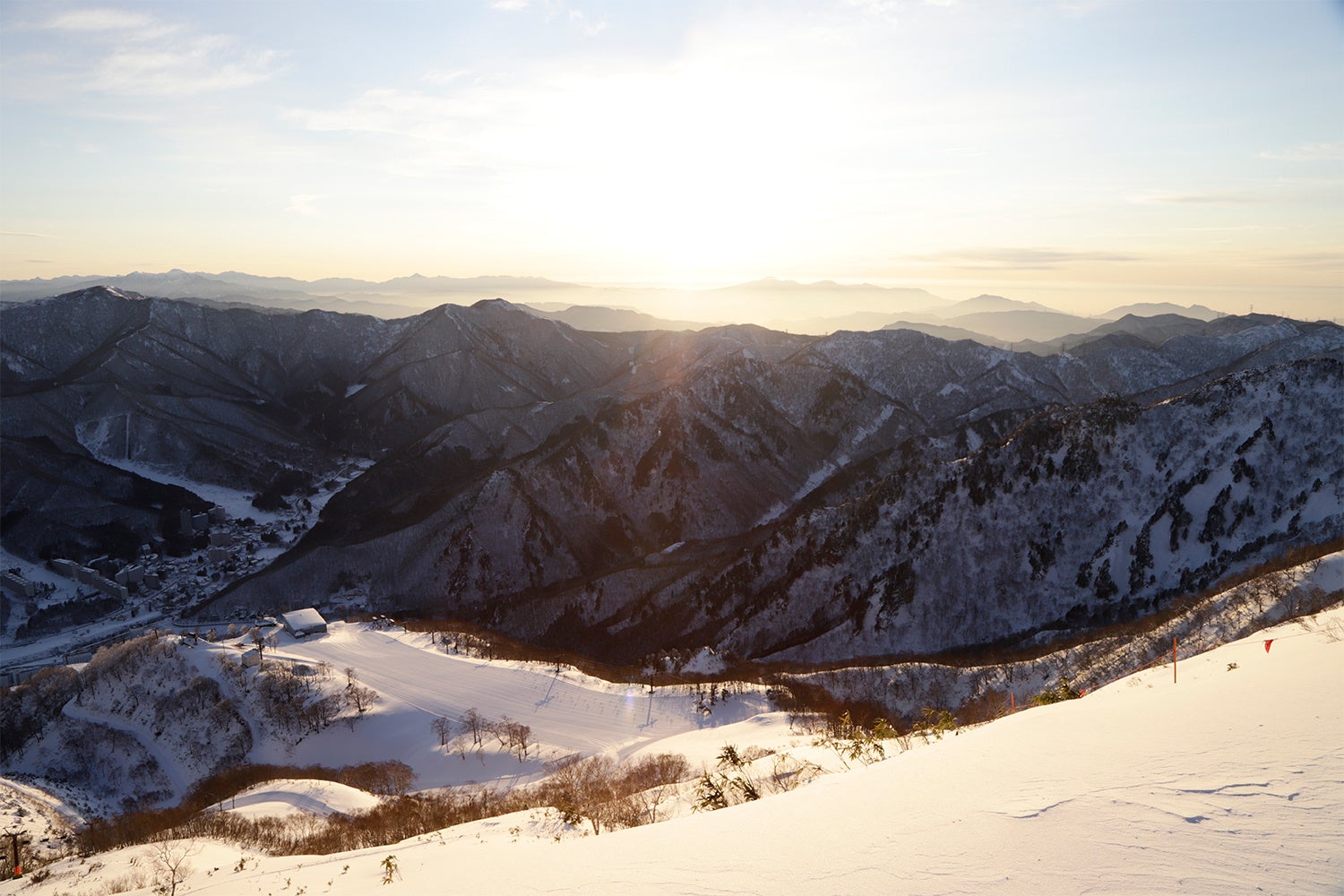 標高1,789mの筍山山頂を二人占め