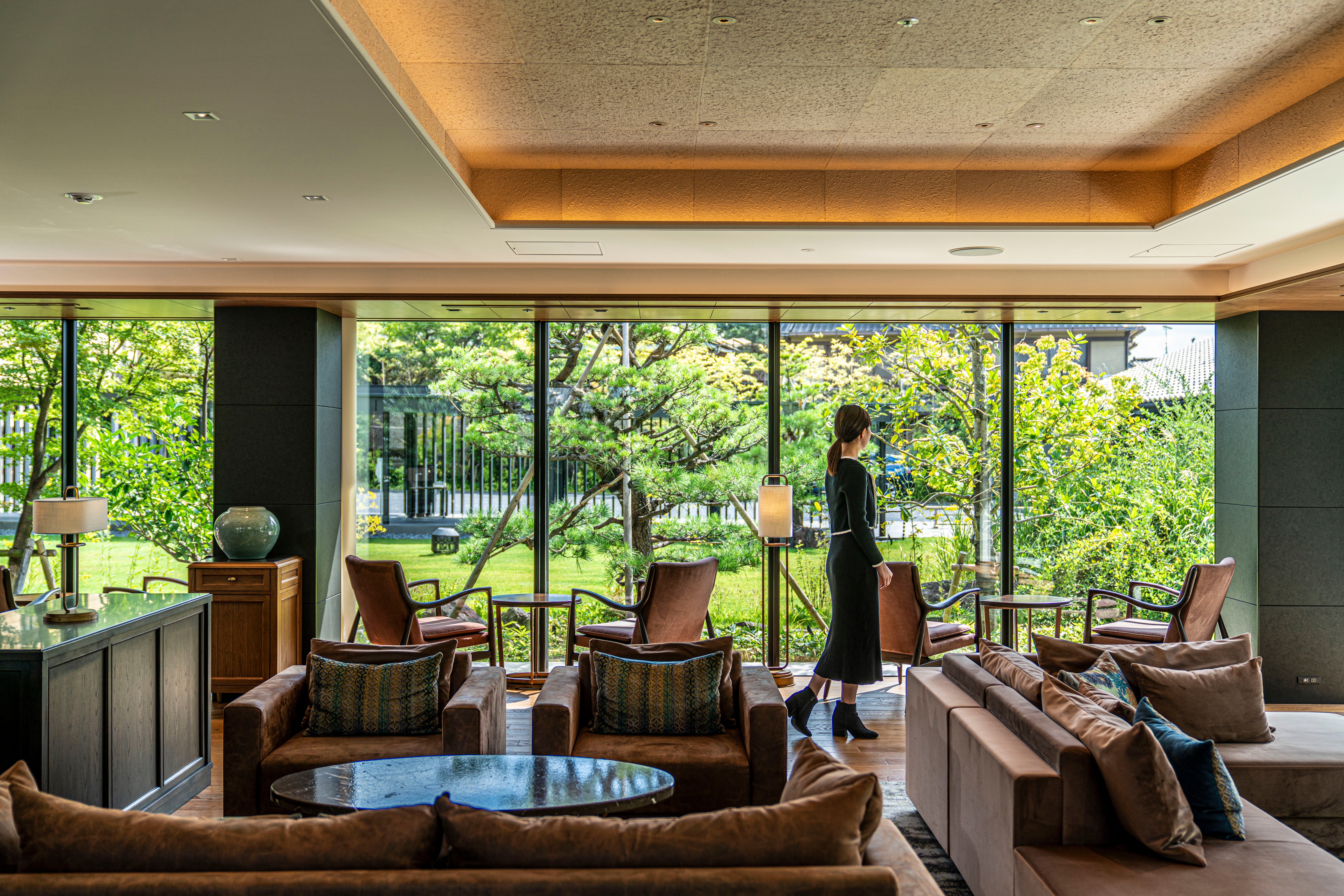 ゲストラウンジ】「第2のリビング」とし滞在期間中利用可