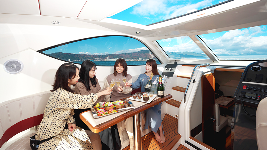 貸切クルーザーでとっておきの思い出を