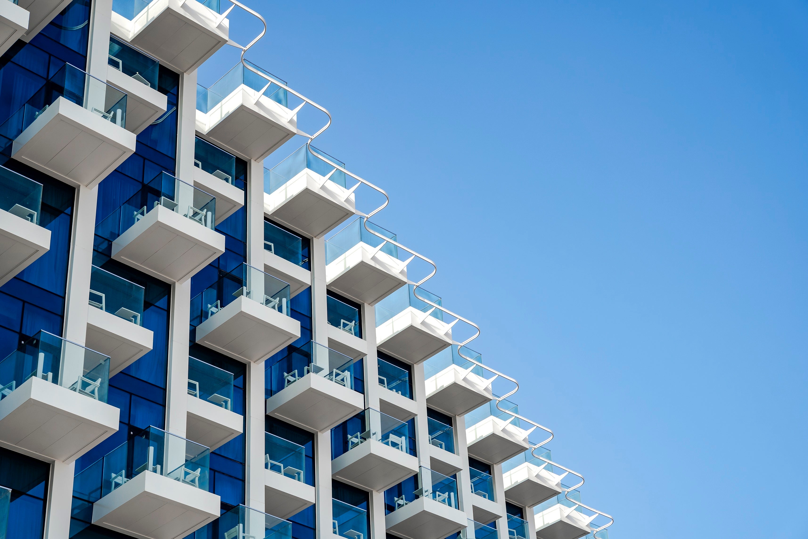 全室バルコニー付き