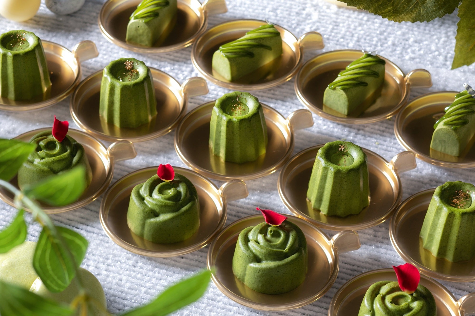 3種の抹茶を食べ比べでご用意する、抹茶ムース(イメージ)