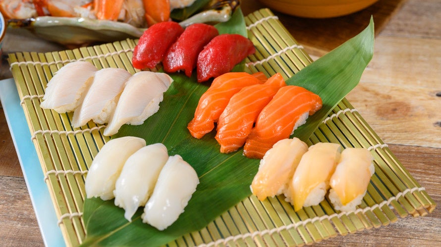 寿司屋台 本鮪、北海道産蛸の頭他