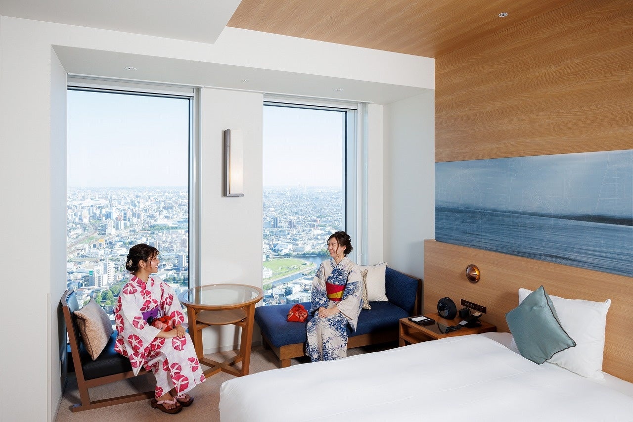 客室は中川運河を望める南側をご用意