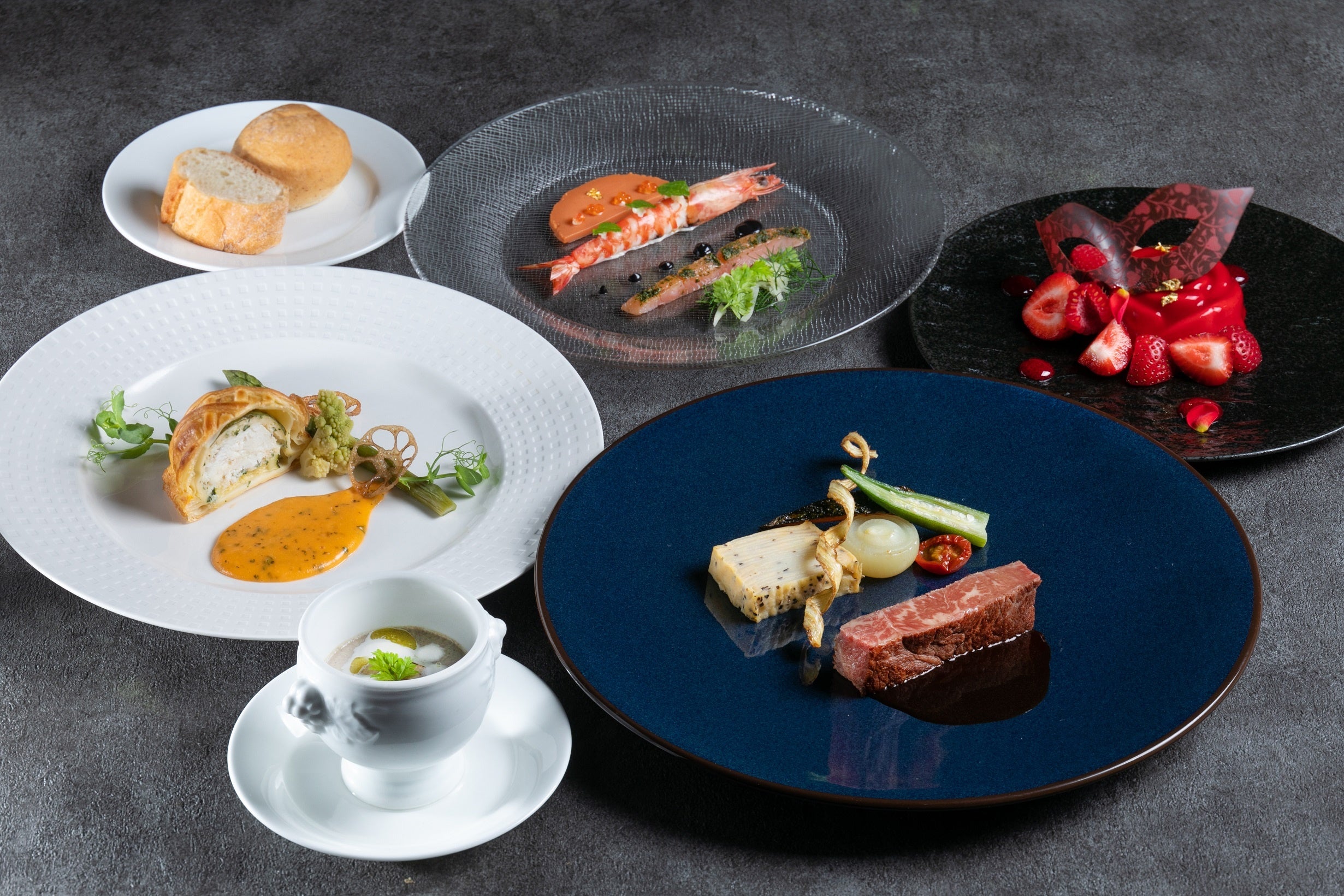 ホテルオリジナル「マスカレードディナー」