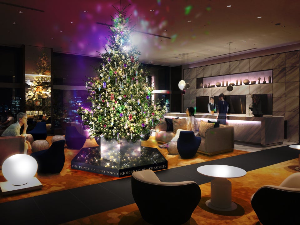 サンシャインシティプリンスホテル】ホテルスタッフの制服を着た