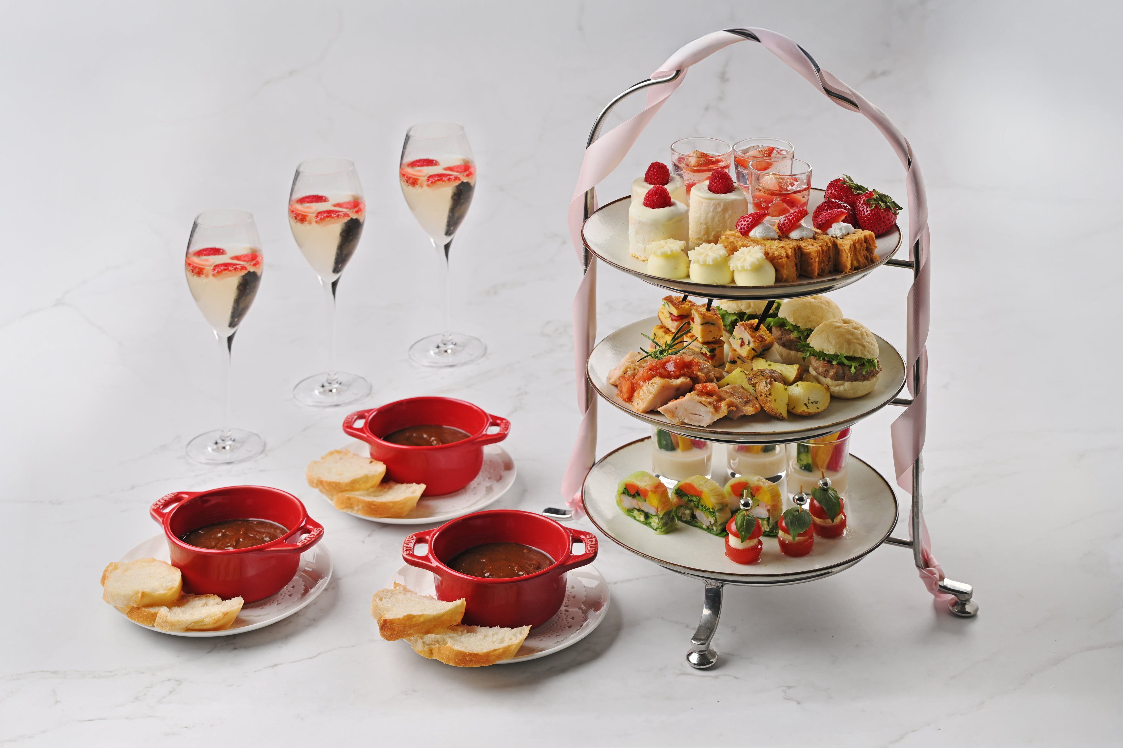 名古屋プリンスホテル スカイタワー】 作品の世界を楽しめる客室