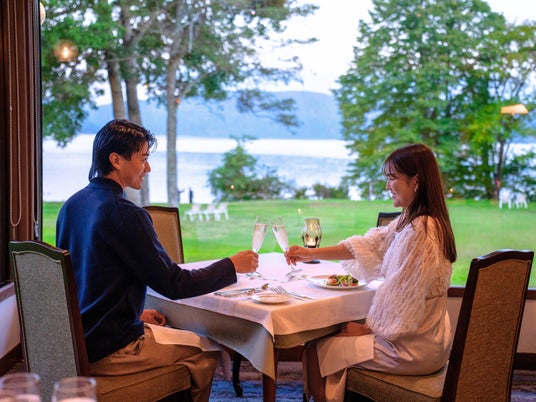 十和田湖の春、新たな美食の幕開け“プリンスの味”を統べる 総料理長監修メニュー登場【十和田プリンスホテル】 十和田湖の春、新たな美食の幕開け“プリンスの味”を統べる 総料理長監修メニュー登場【十和田プリンスホテル】