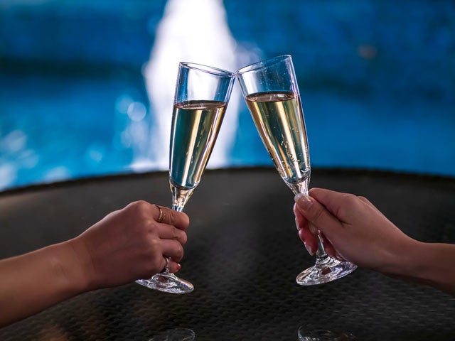 フリードリンクにはスパークリングワインも