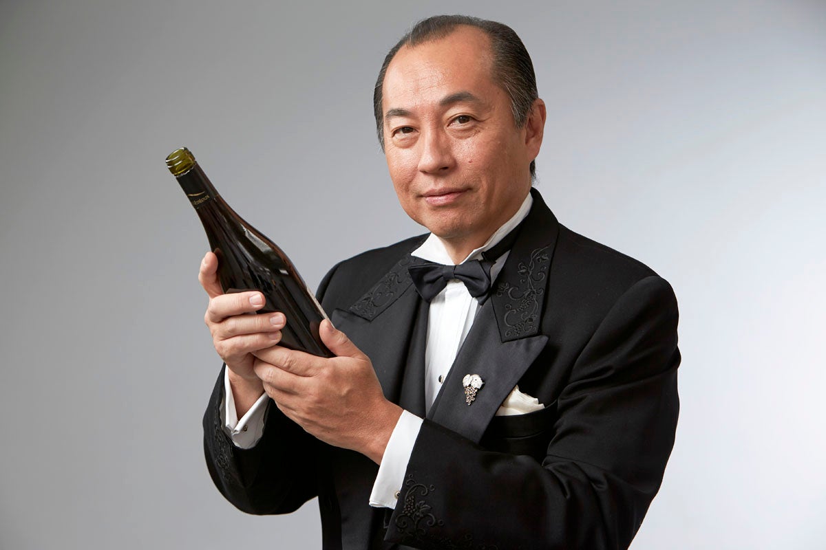 【ホテル ラ・スイート神戸ハーバーランド】世界最優秀ソムリエ 田崎真也氏を迎える特別企画「第29回 田崎真也のワイントーク&ディナー」を11/12に開催