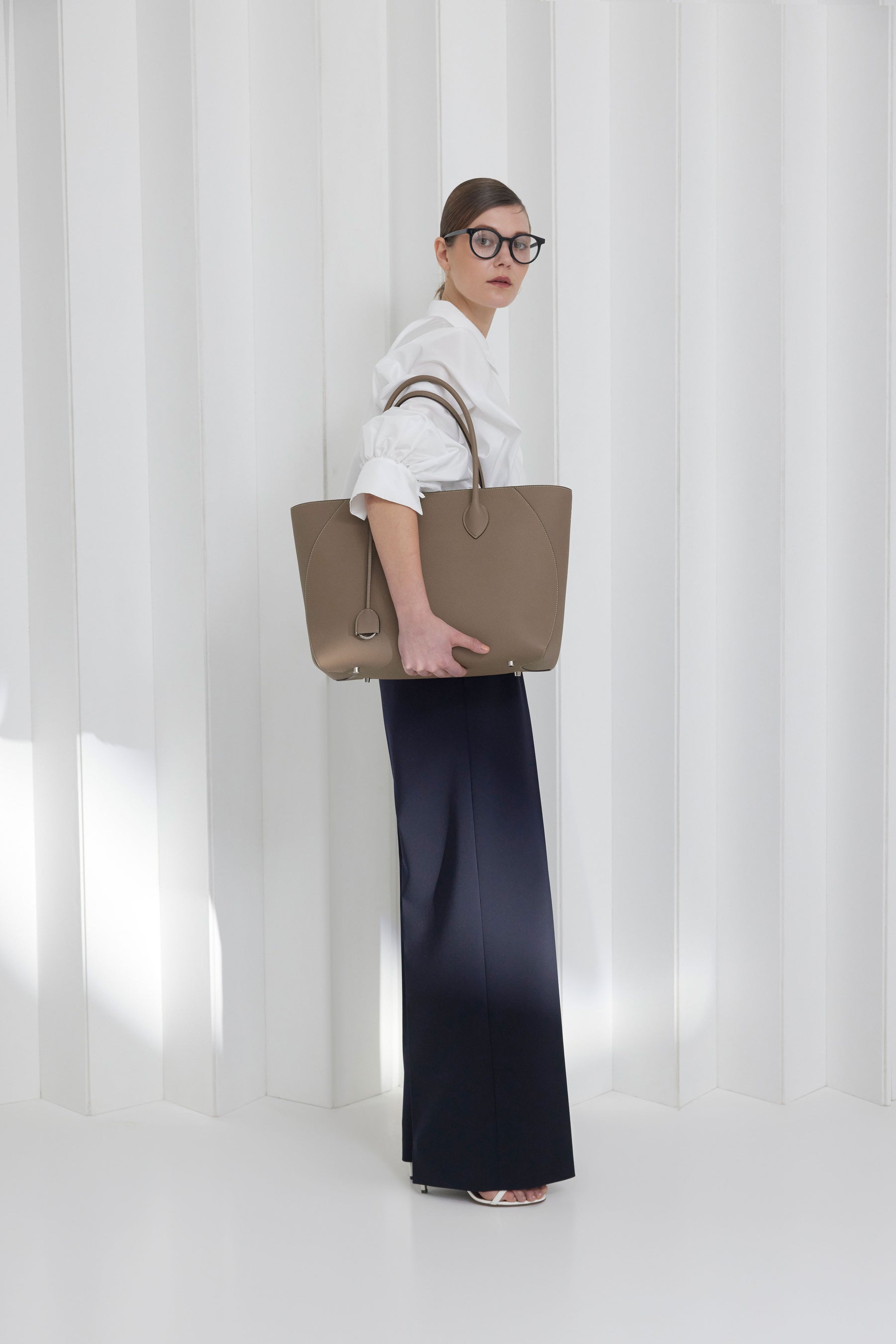 ミア トートバッグ (40 シュリンク)