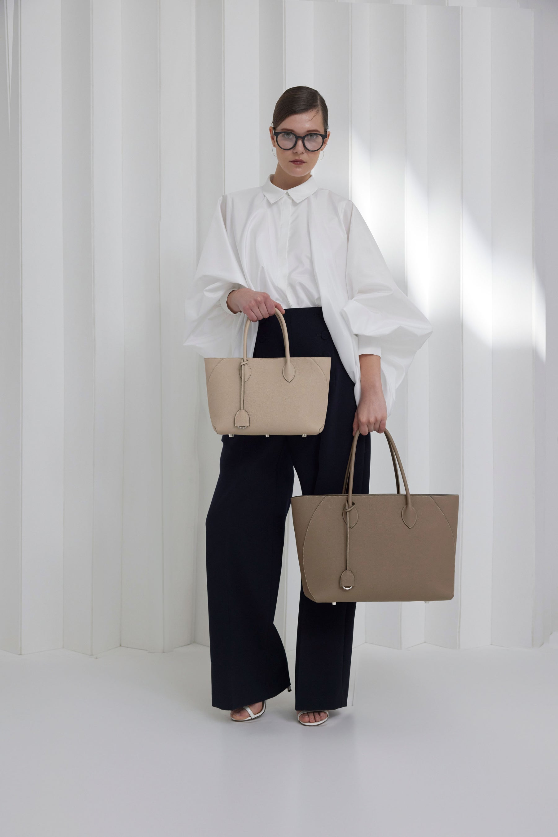 先行販売のミア トートバッグ新サイズ