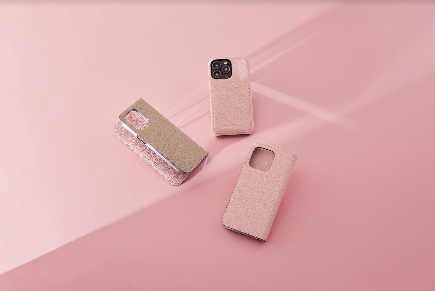 ◆美品◆ボナベンチュラ iPhone 15pro ケース 春限定サクラ 最高級レザーブランドBONAVENTURA(ボナベンチュラ)より