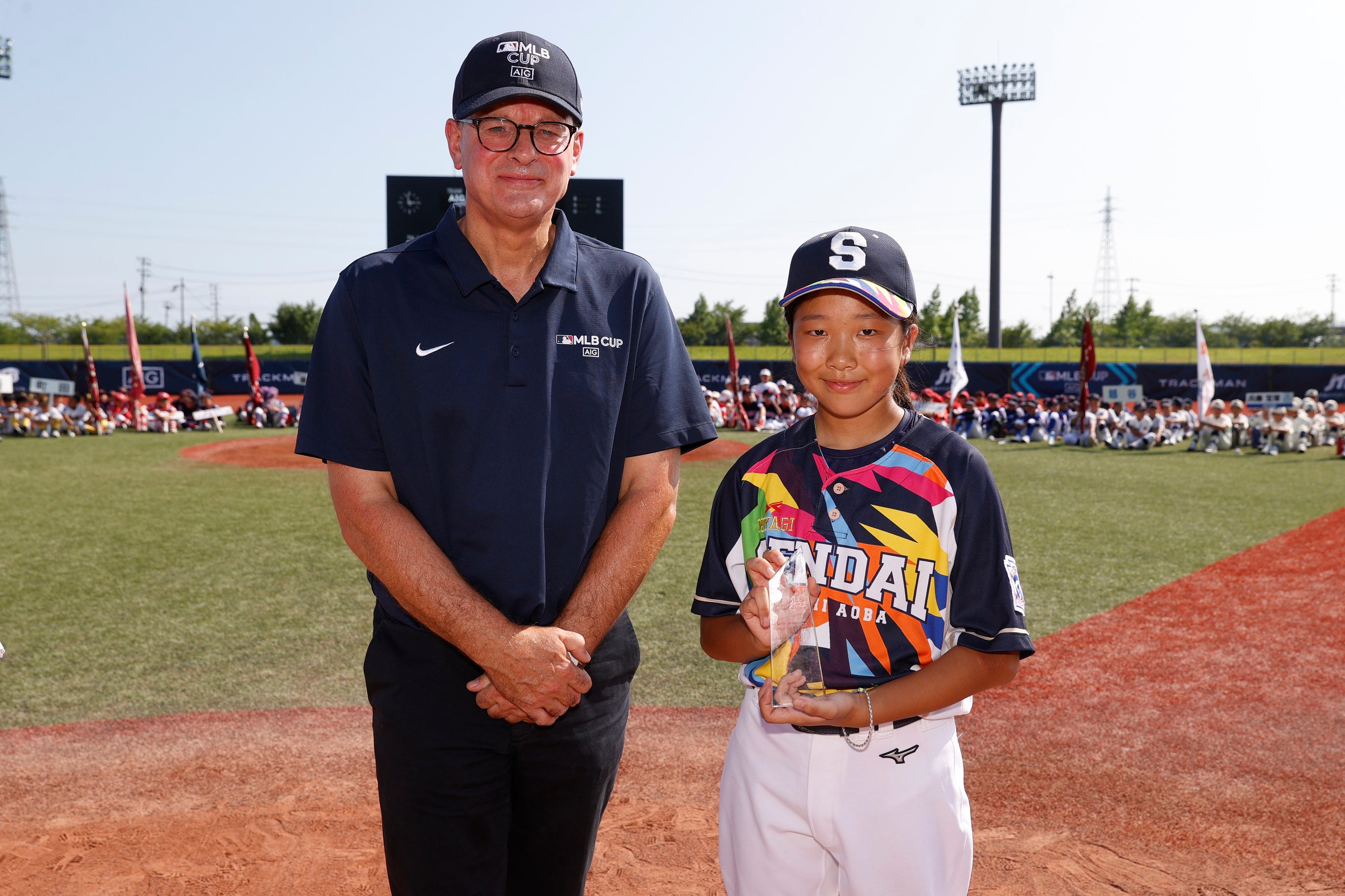 「AIGアワード」を受賞した宮城リーグ　仙台東・仙台青葉　佐藤にこさん