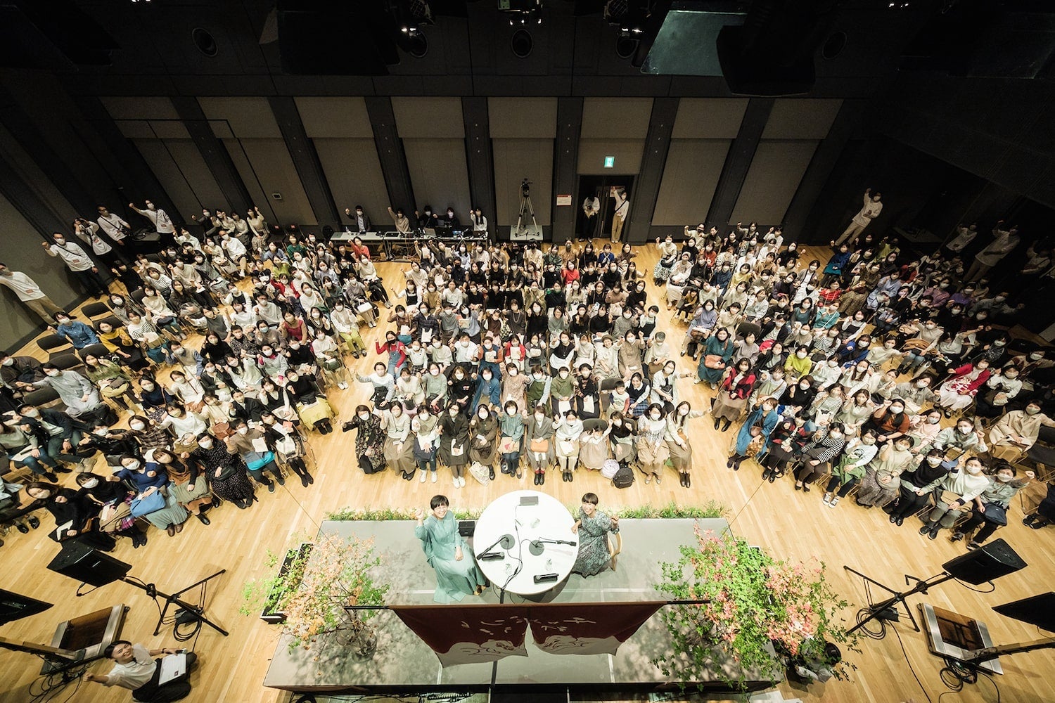 2022年10月30日（日）に開催した初の公開収録イベント。300名が参加、Webでは延べ1万人が閲覧。