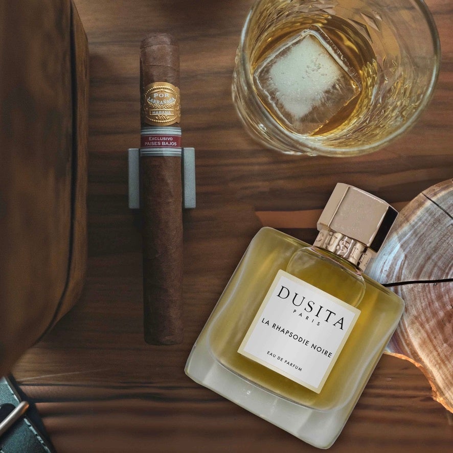 Dusita「ラ ラプソディ ノワール」