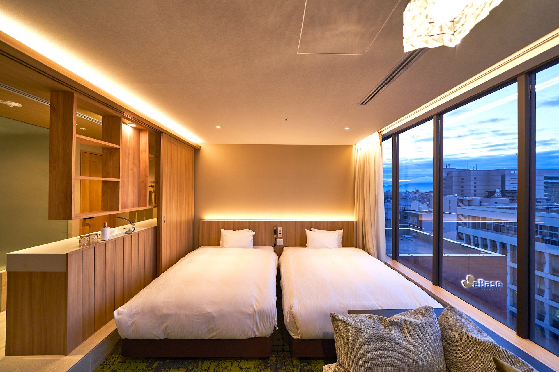 デラックスルーム