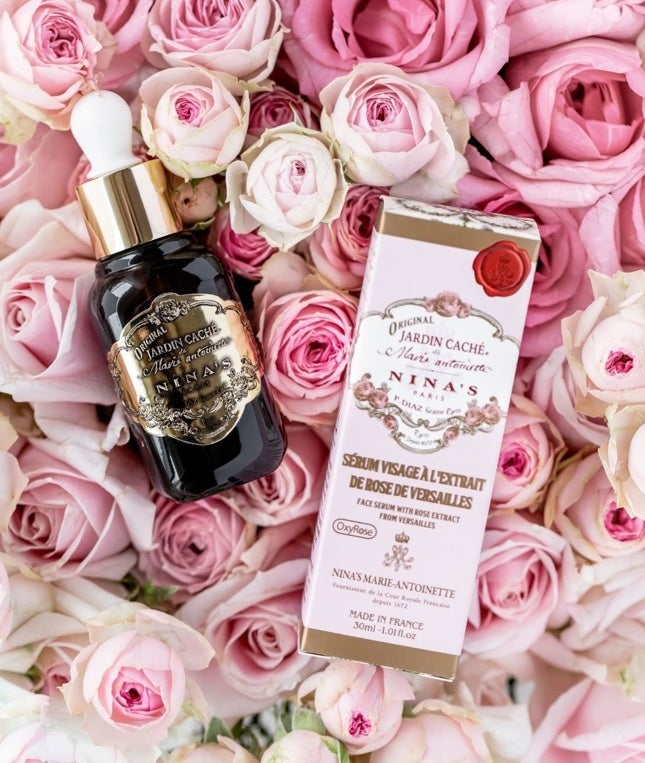 ベルサイユ宮殿のバラのセラム『NINA’S Jardin Caché』