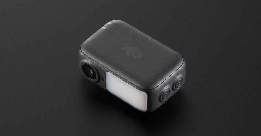 システムファイブ、360度パン軸回転可能な万能スマホジンバル「Osmo