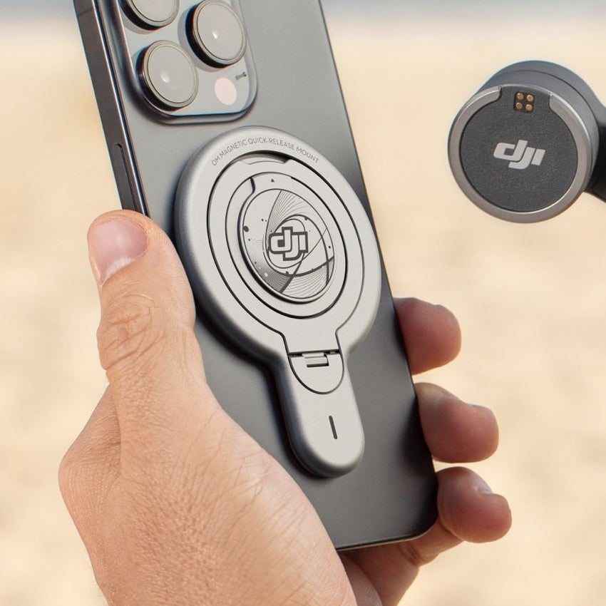 システムファイブ、360度パン軸回転可能な万能スマホジンバル「Osmo