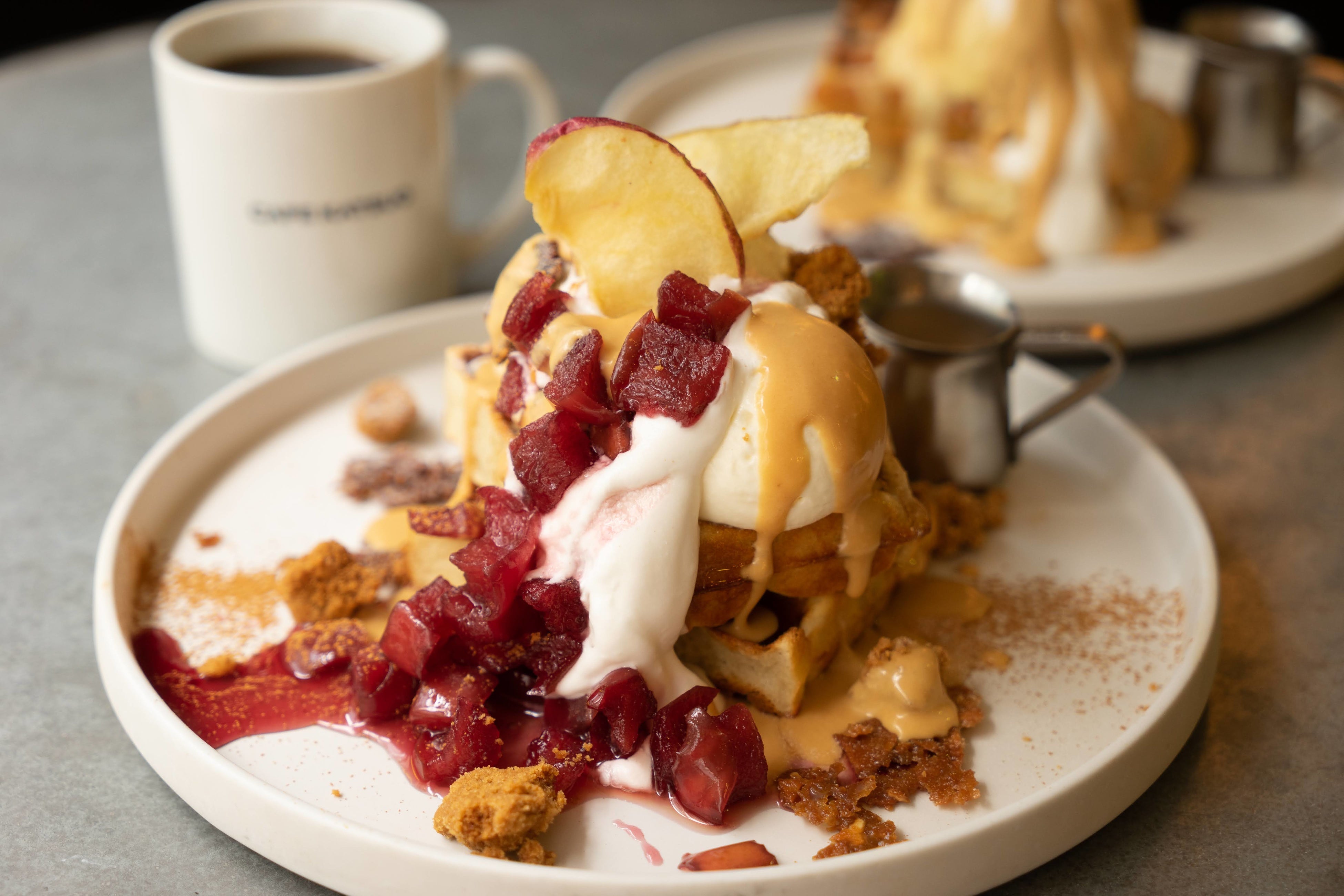 アップルシナモンコンポートワッフル