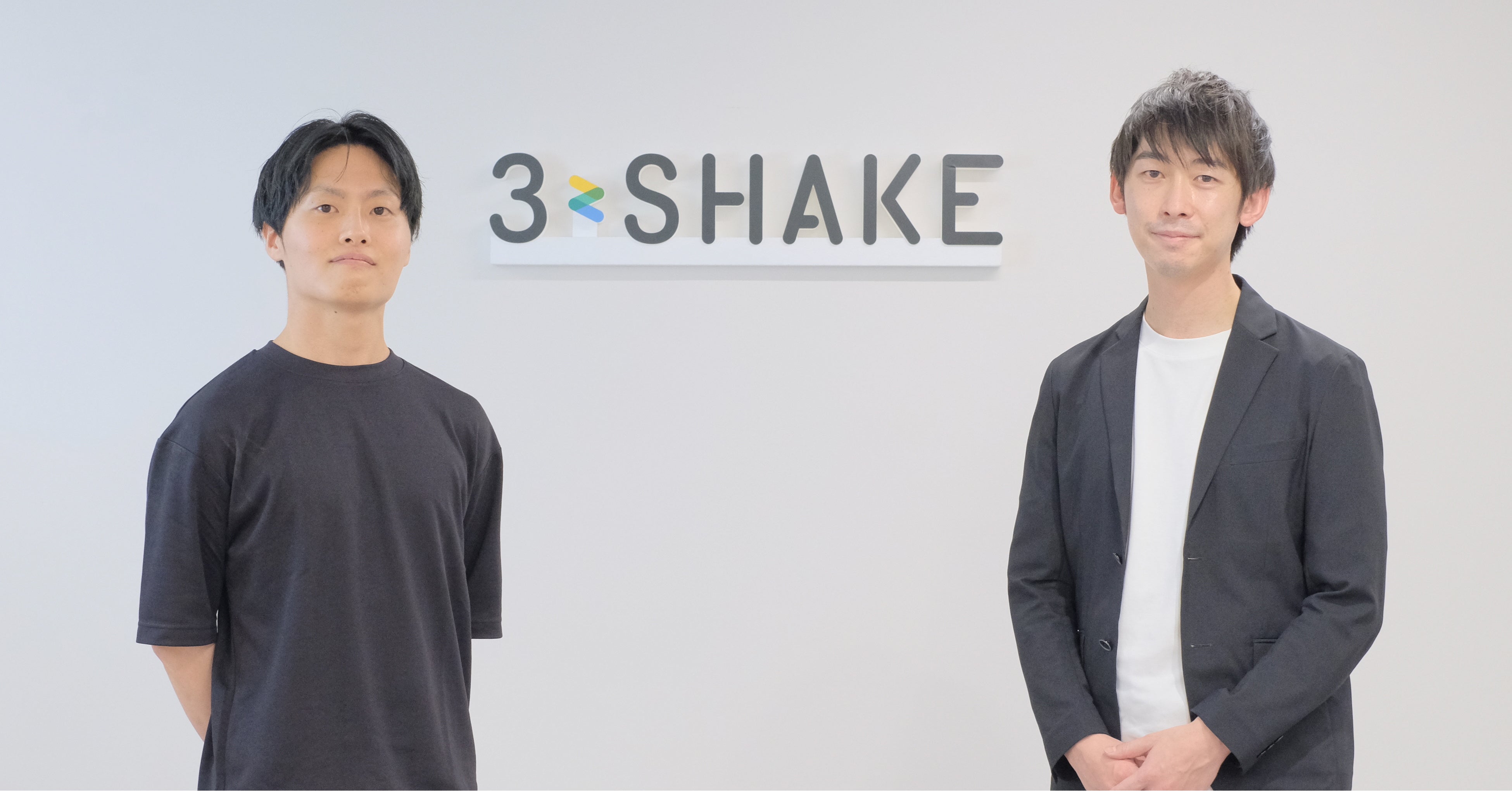 左から：スリーシェイク　代表取締役社長　吉田 拓真、三菱UFJキャピタル株式会社　次長　村木 佑介