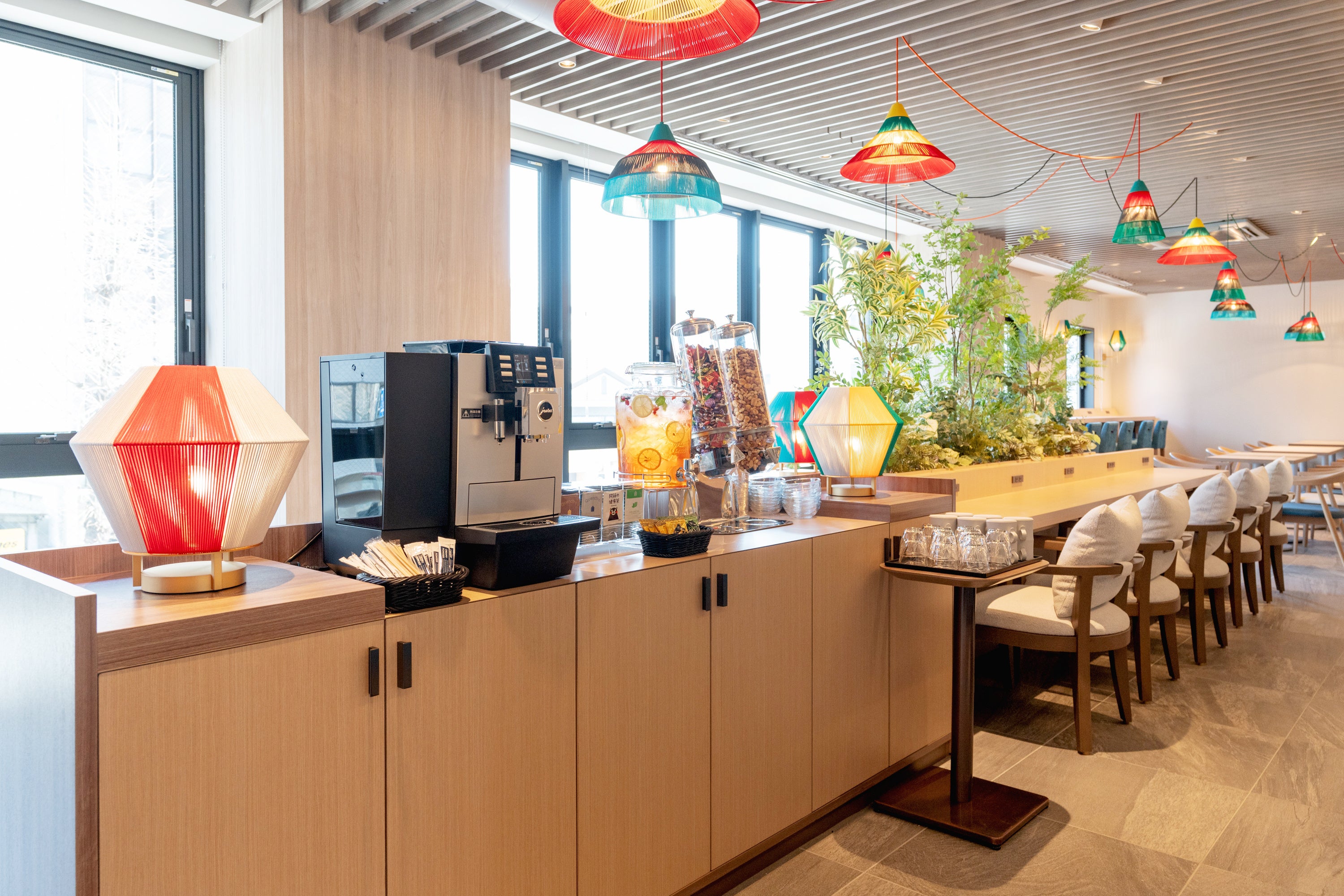 ビジネスラウンジ