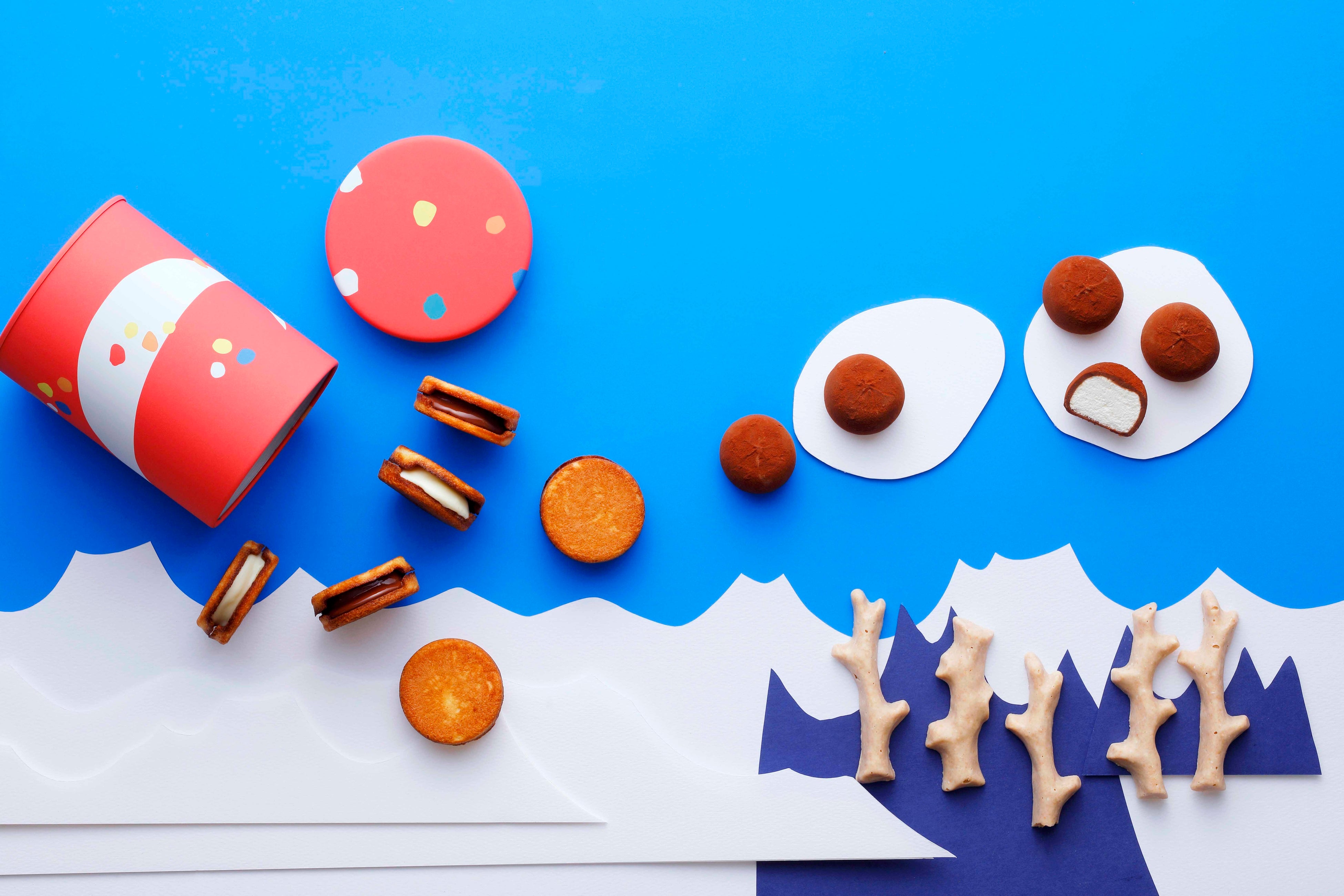 〈ＳＮＯＷＳ〉スノーサンド白 （8個入り） 税込１,６４７円／スノーサンド白・黒 〔バレンタイン限定品〕（6個入り）　税込１,４８５円／スノーボール〔バレタイン限定品・冷凍販売〕（9個入り）　税込１,３７７円／森の木（10本入り）　税込１,０８０円