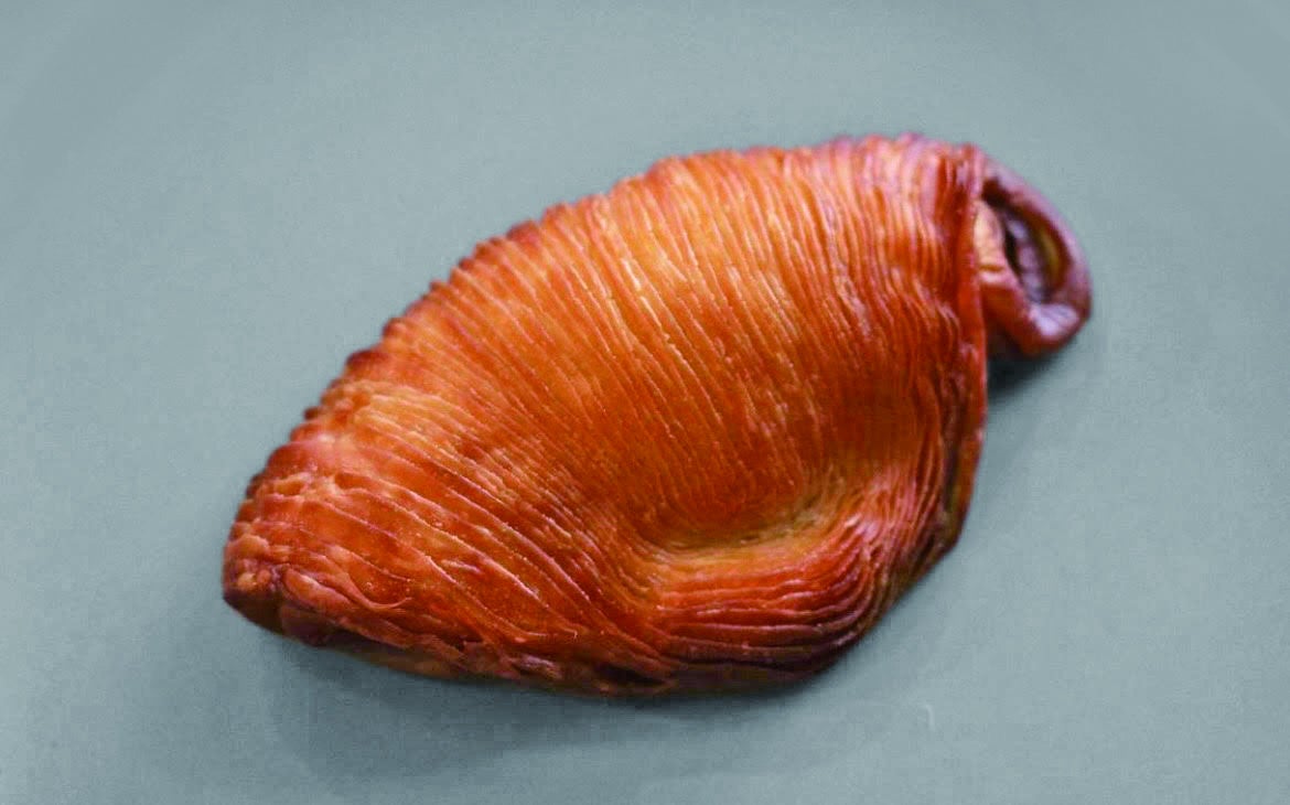 オリジナルクロワッサン サリュー　1個税込330円