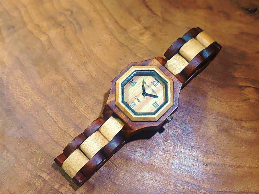 大丸福岡天神店】テンス木製腕時計POPUPSHOP～育てる木肌を愉しむ モノ