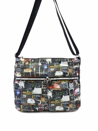 ▲ショルダーバッグ　税込132,000円（縦24cm×横30cm×幅10cm）