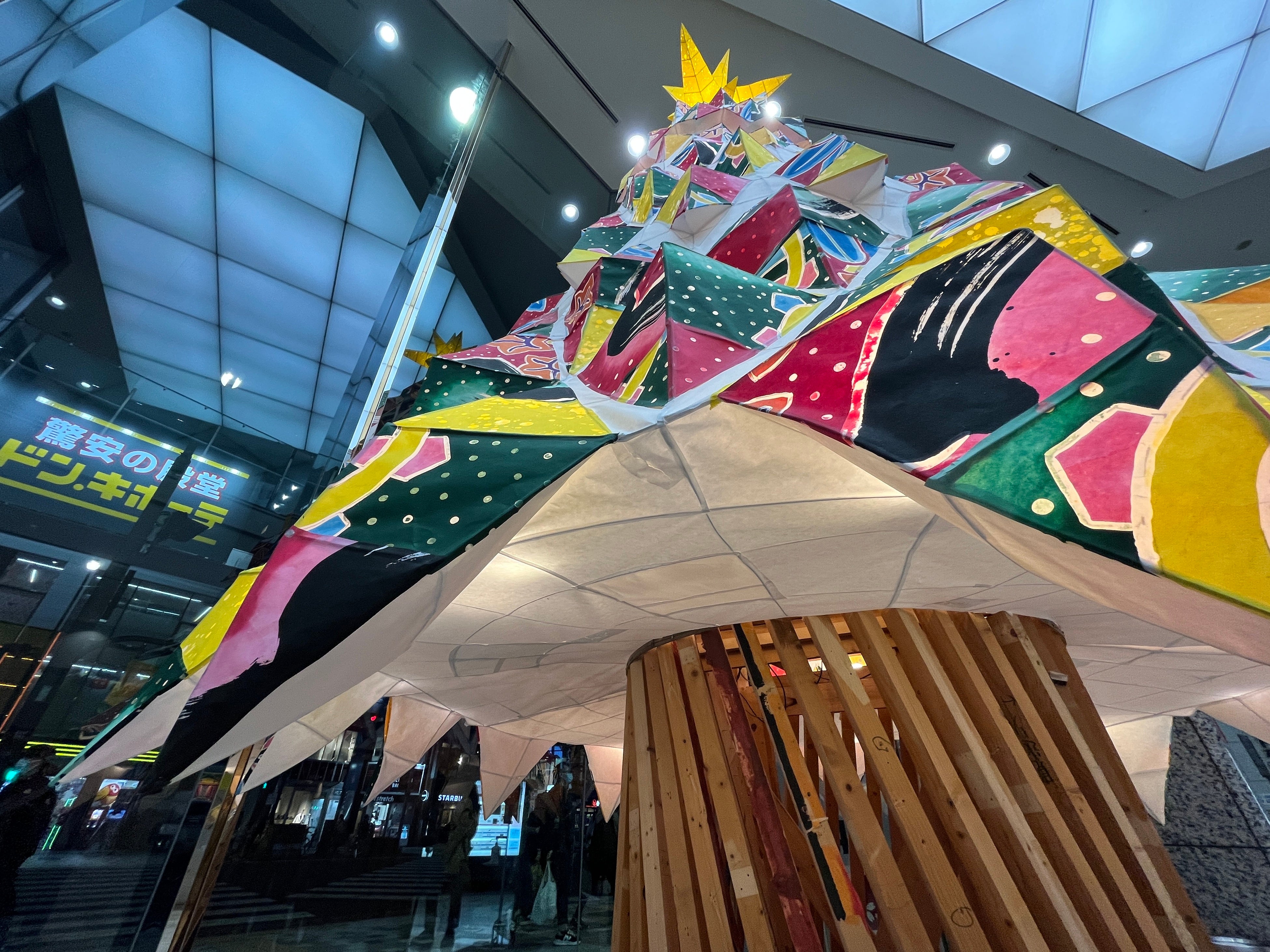 幹の部分もねぷたの廃材を再利用