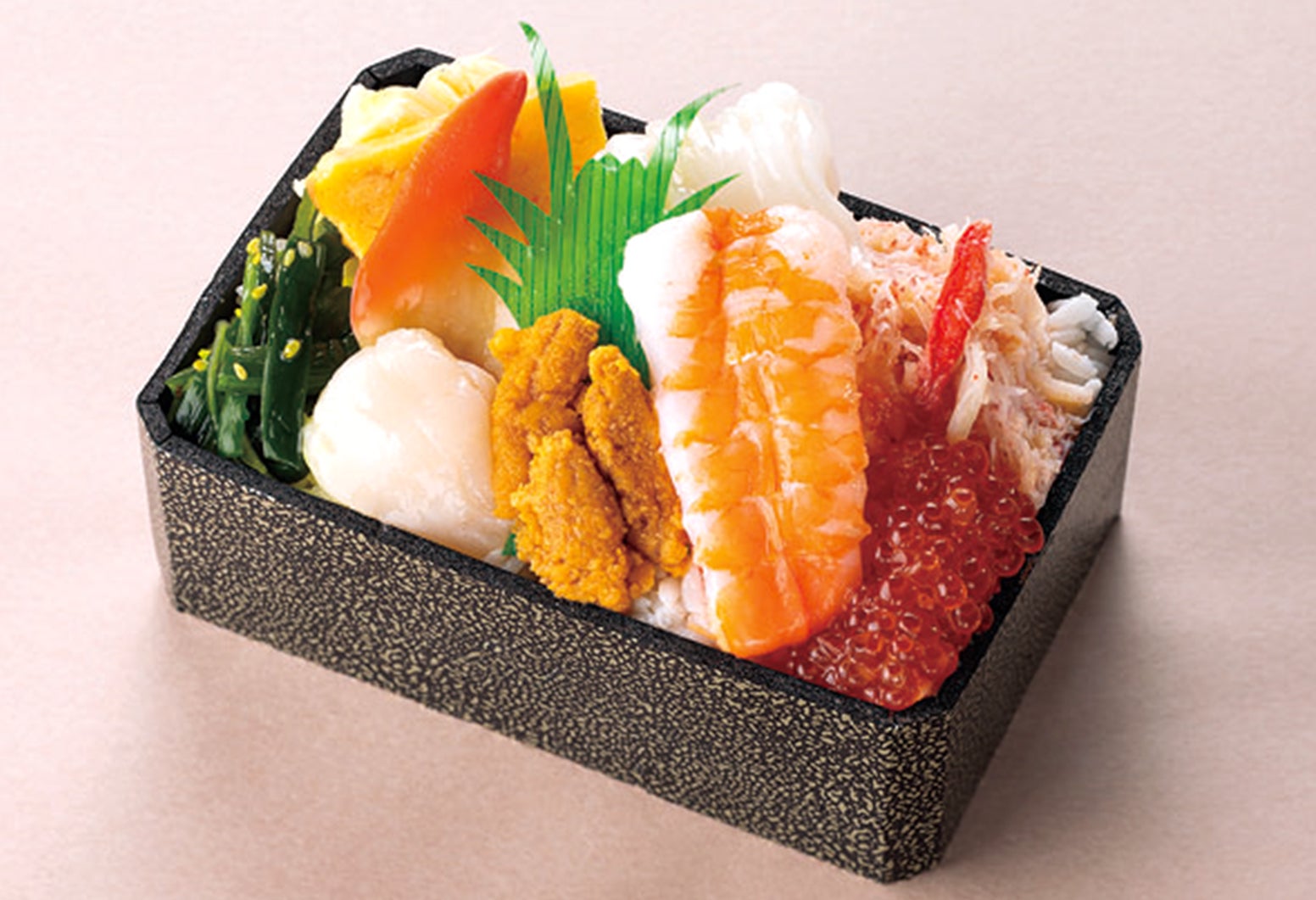 【北海道】鮨処 森山「潮祭弁当」税込1,080円 各日30点限り